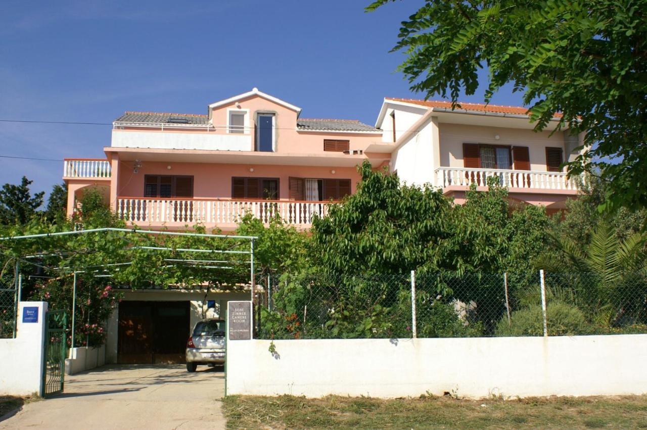 Family Friendly Seaside Apartments Vlasici, Pag - 4319 Eksteriør billede