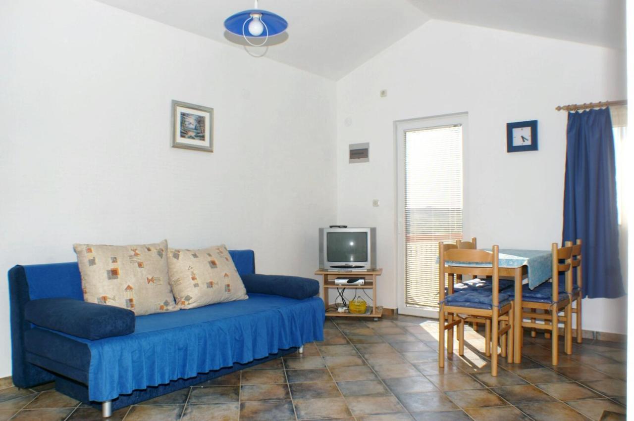 Family Friendly Seaside Apartments Vlasici, Pag - 4319 Eksteriør billede