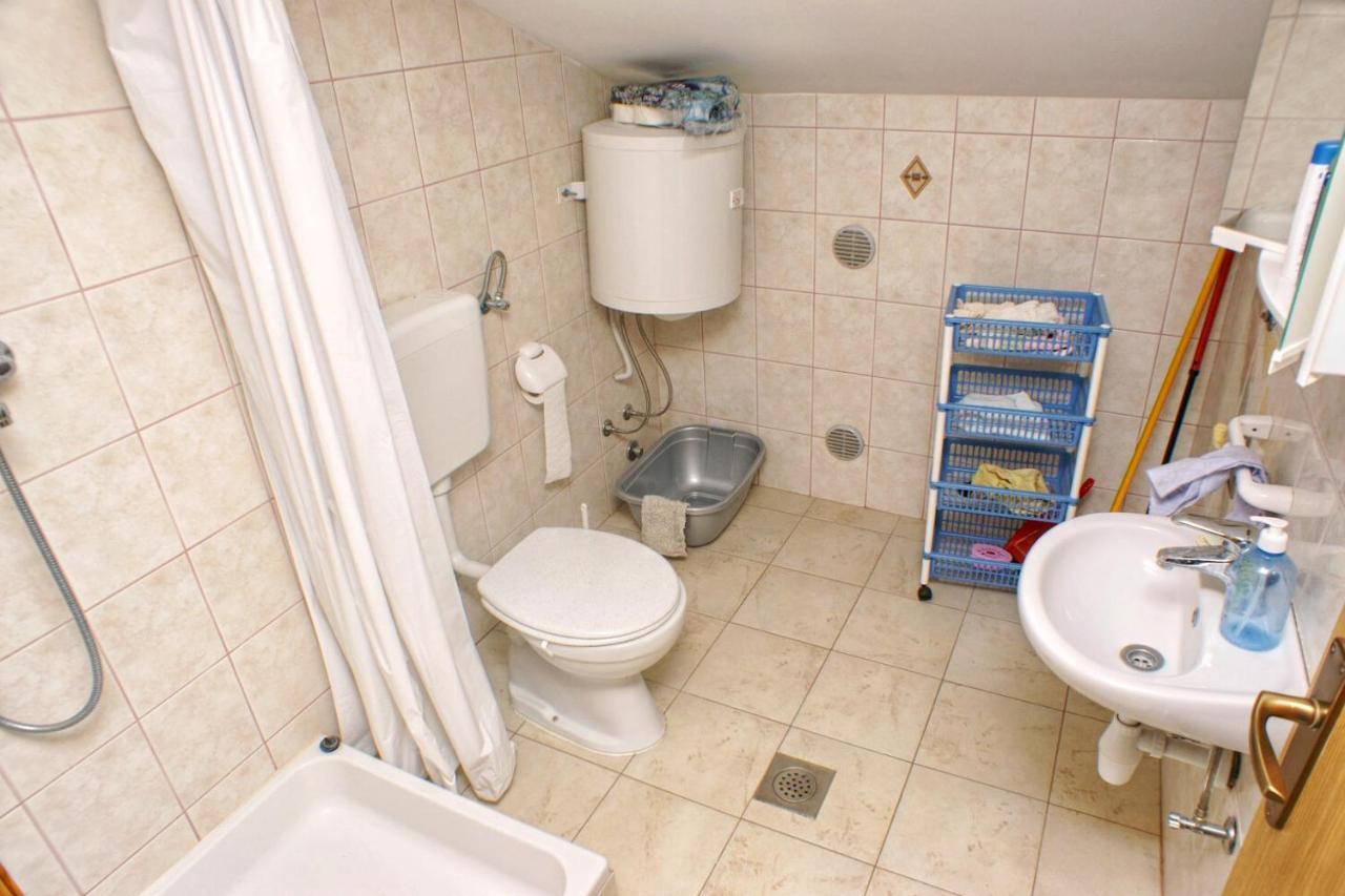 Family Friendly Seaside Apartments Vlasici, Pag - 4319 Eksteriør billede