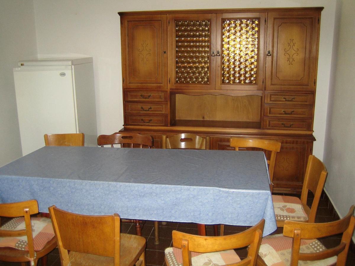 Family Friendly Seaside Apartments Vlasici, Pag - 4319 Eksteriør billede